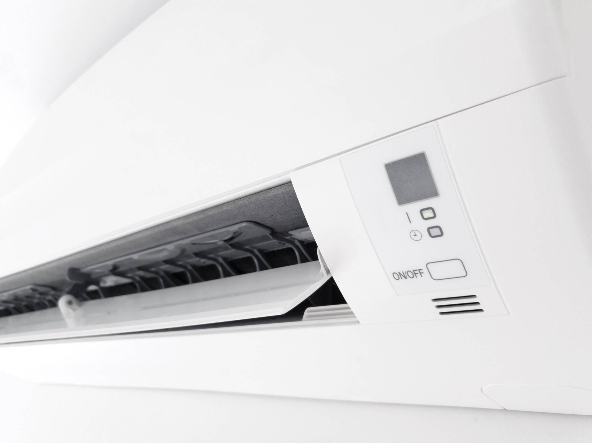 Quels sont les signes indiquant qu&#8217;il est temps de réparer ou remplacer votre climatisation ? Mulhouse